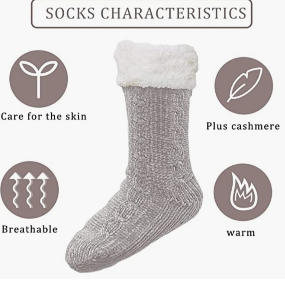 ๐4/$20 Cable Knit Slipper Socks - Picture 3 of 5